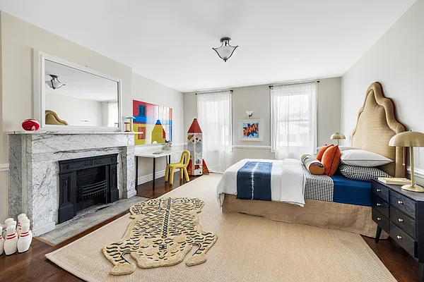 Sold by Compass | media 24