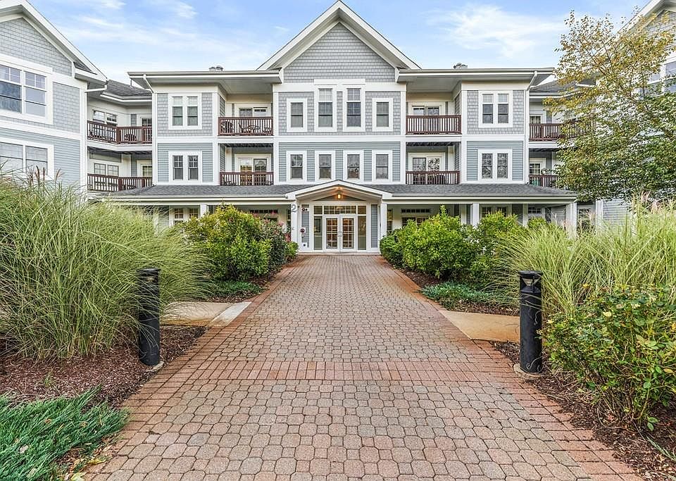 1st image of 501 Commerce Dr Unit 2213