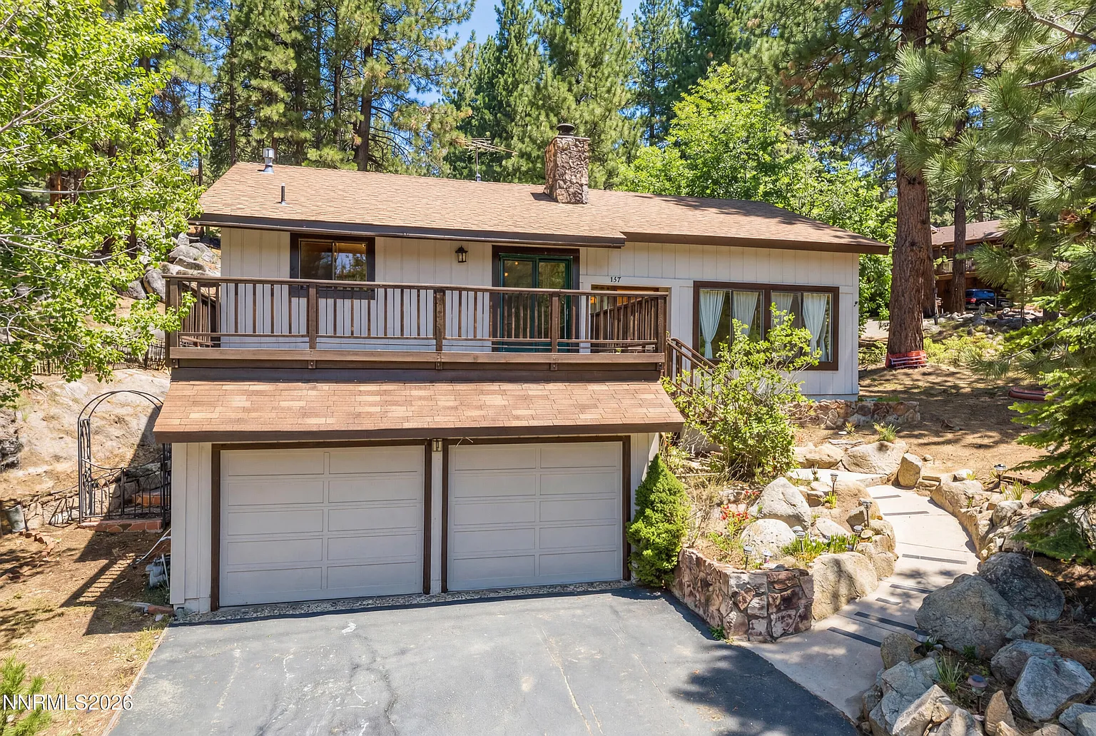 157 Pine Dr photo 1