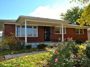 825 Foxcroft Ct, Lexington, KY 40505