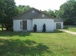 407 S Franklin St, Colbert, OK 74733