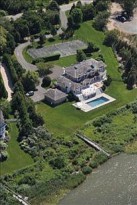 1st image of 6 Winnebogue Ln