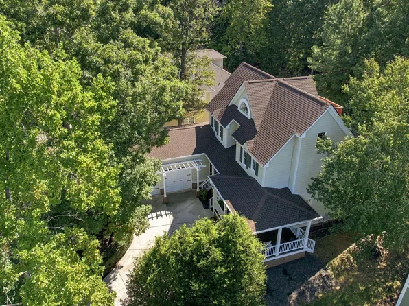 35 Golden Heather, Chapel Hill, NC 27517