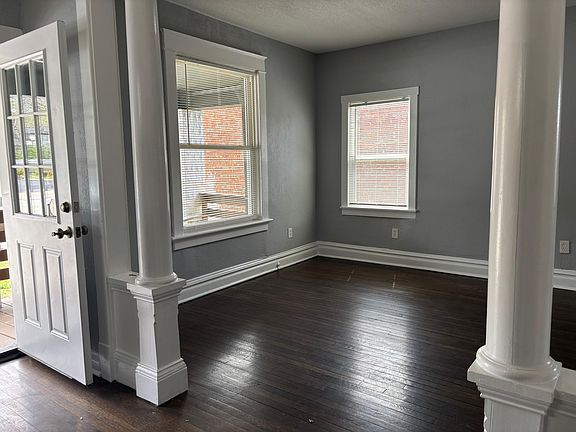 5th image of 4444 Troost Ave