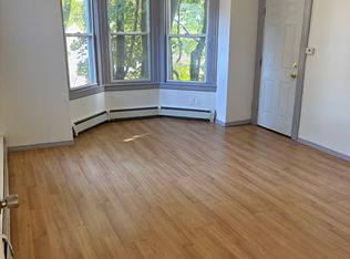 38 Chestnut St #1, Bristol, CT 06010