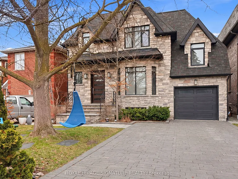 64 Four Oaks Gate #BASEMENT — Photo 3