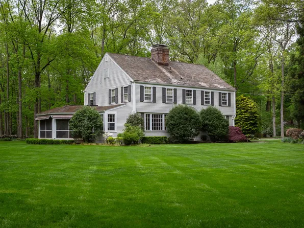 12 Crooked Mile Road, Westport, CT 06880