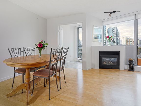 5th image of 501 Pacific St #1205