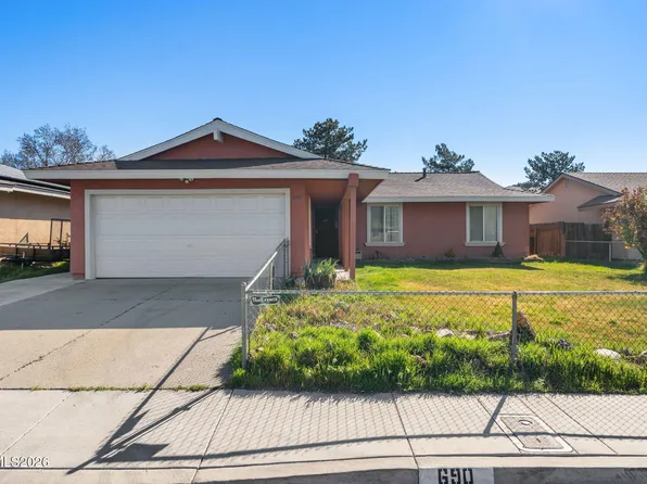 690 Lyyski St, Sparks, NV 89431