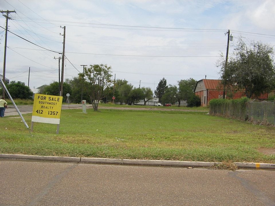 1st image of 301 N Travis