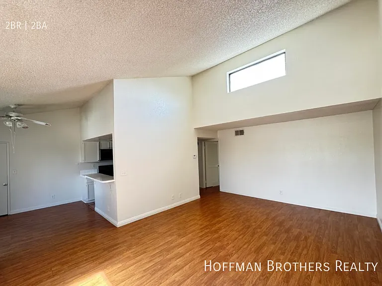 18144 Burbank Blvd #203 — Photo 1