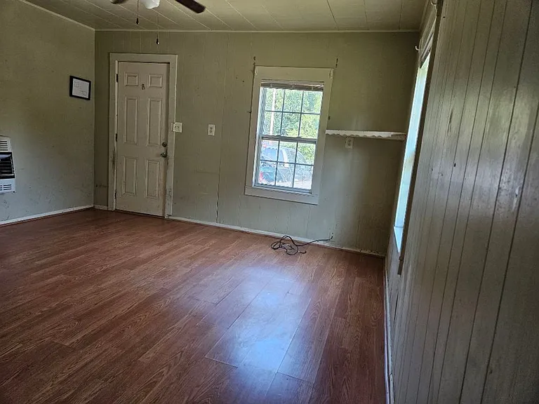 613 N Johnston St — Photo 7