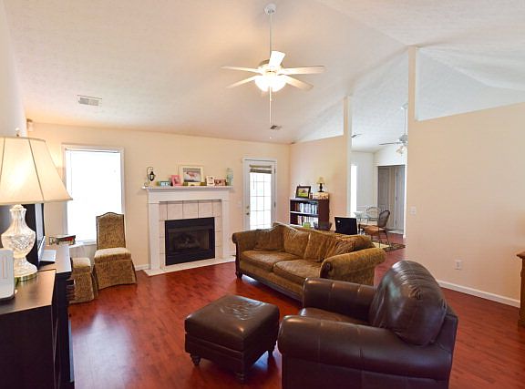 2nd image of 1254 Dale Dr