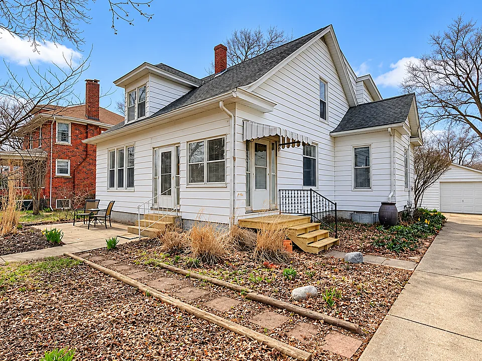 606 W Iowa St
