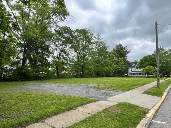 68 S 7th Ave, Clarion, PA 16214