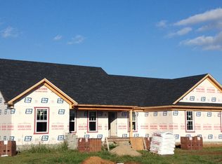 1002 Pembrooke, Bardstown, KY 40004