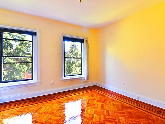 2nd image of 224 Carlton Ave #4