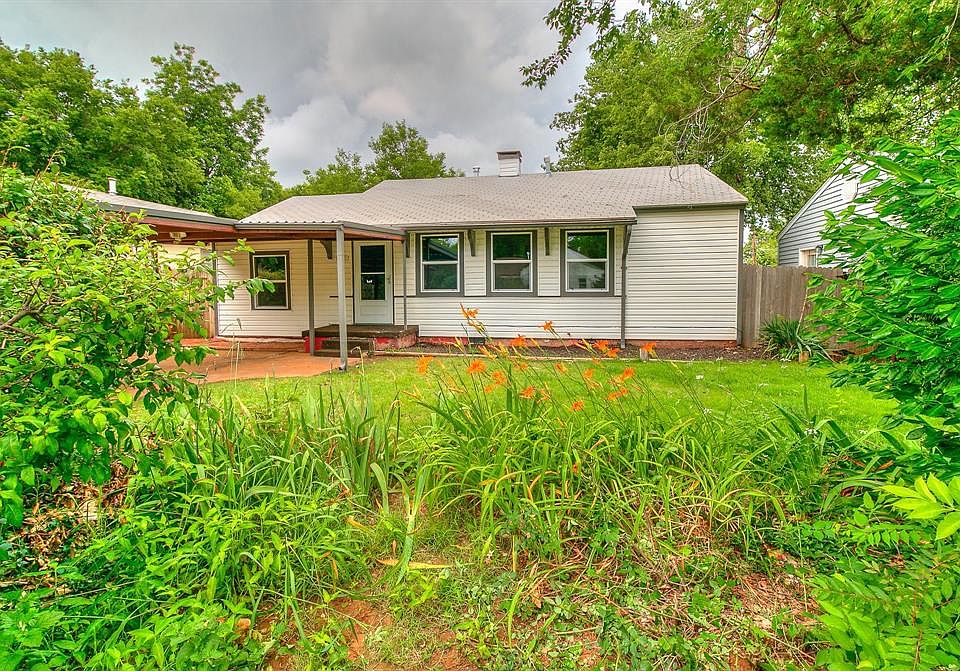 1st image of 4737 SE 23rd St