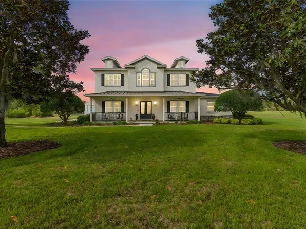 8603 Alafia Hills Dr, Plant City, FL 33567