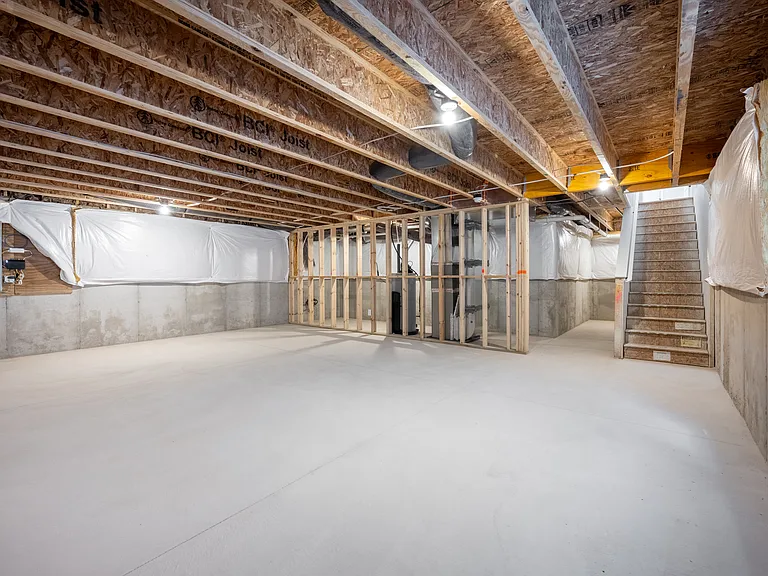 2268 Anchor Ave. — Photo 15