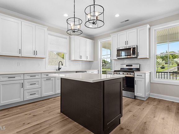 2nd image of 188 Vines Dr