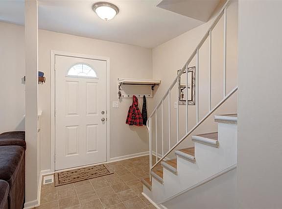 2nd image of 1323 Petersburg Ct #0