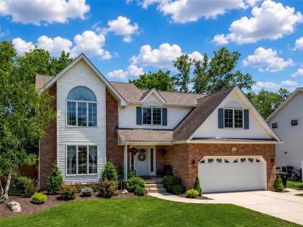 75 Michaels Walk, Lancaster, NY 14086