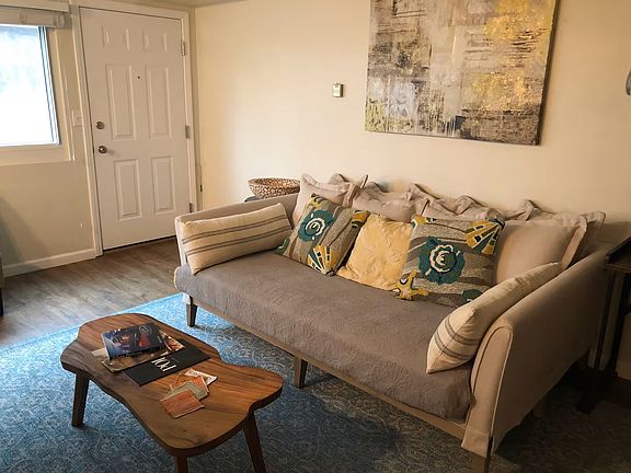 3rd image of 2055 Albatross St APT 3