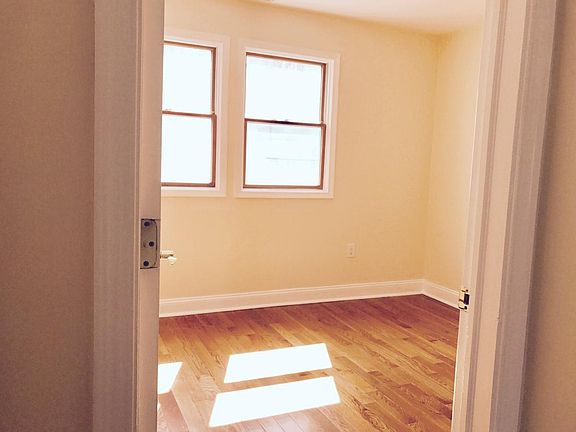 2nd image of 2018 Kimball St