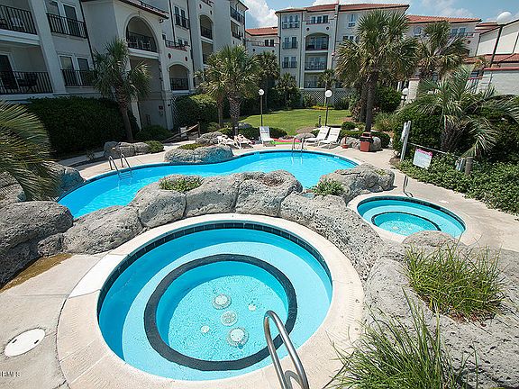 4th image of 790 New River Inlet Road #320 A