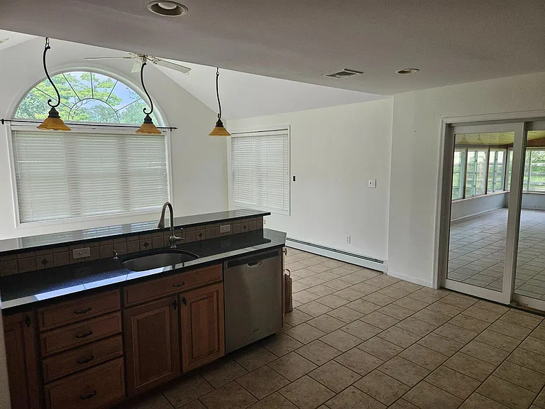 1255 Eagle Rd — Photo 9