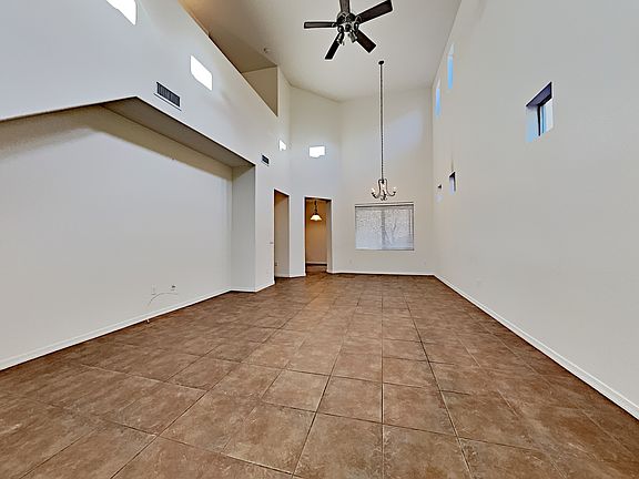 2nd image of 140 E Camino Del Abedul