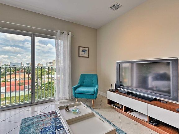 3rd image of 2280 SW 32nd Ave APT 509