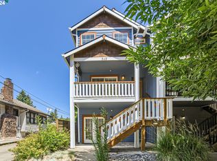 349 W Main St, Hillsboro, OR
