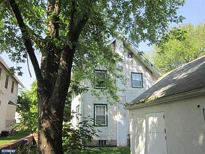 3rd image of 609 W Gardner Ave