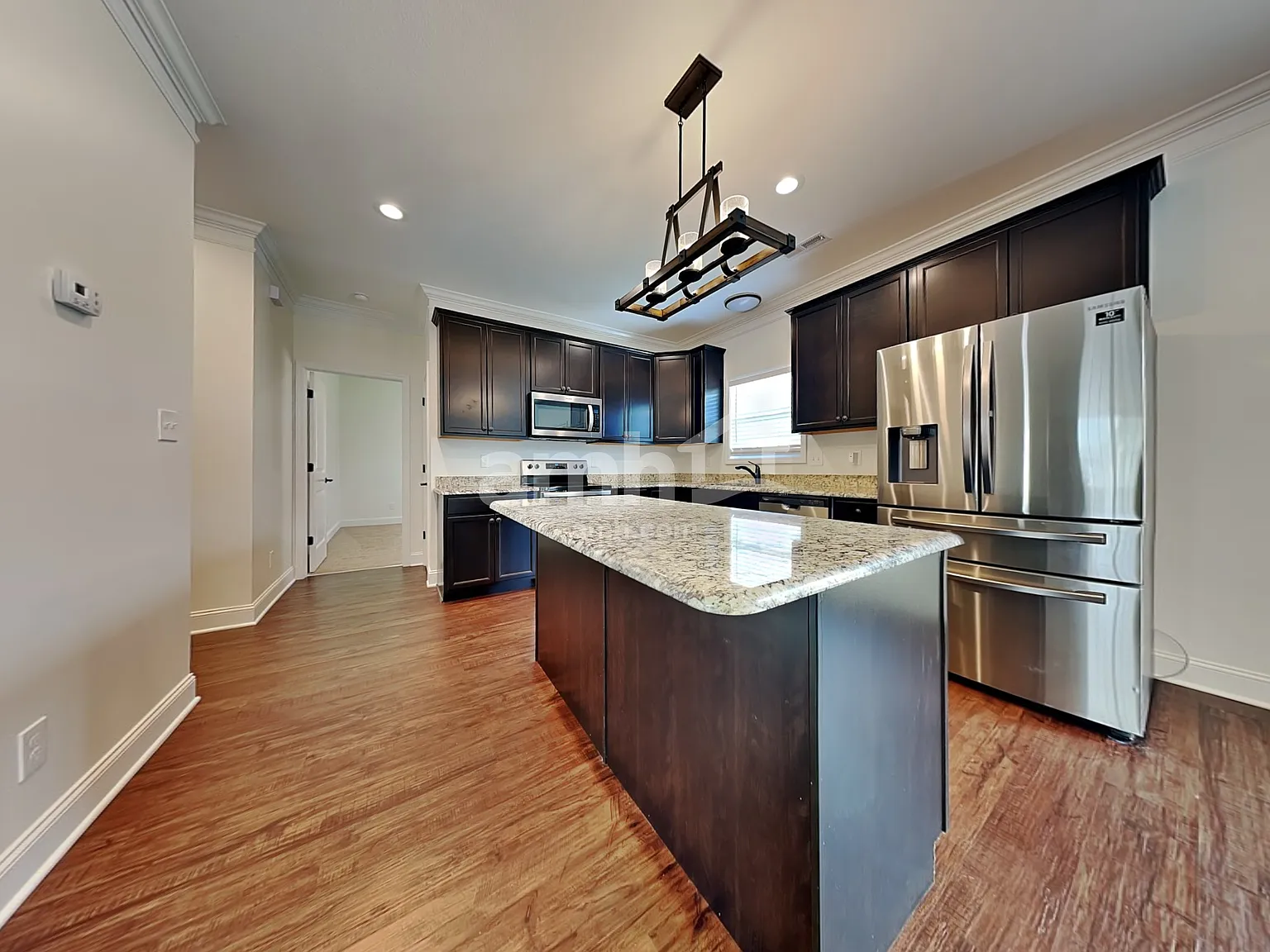 4 bed, 2.5 bath, 2660 sqft, $2,875 — Photo 3