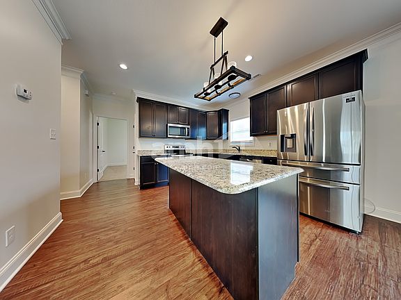 3rd image of 2636 Palace Green Rd