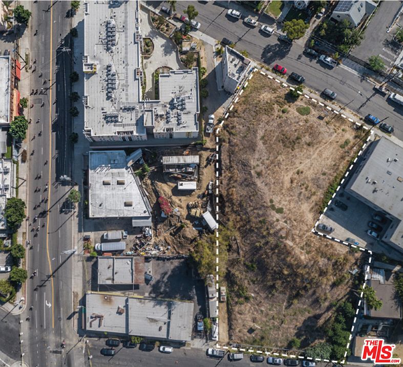 2nd image of 1518 Colton St