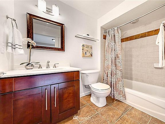 5th image of 7805 12th Ave NE