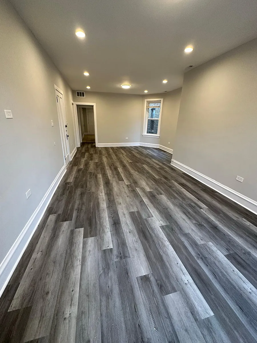 Building Photo - 3434 W Potomac Ave #1