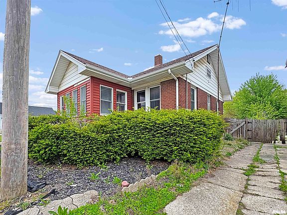 2nd image of 277 N Henderson St