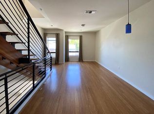 1305 Wood St, Oakland, CA 94607