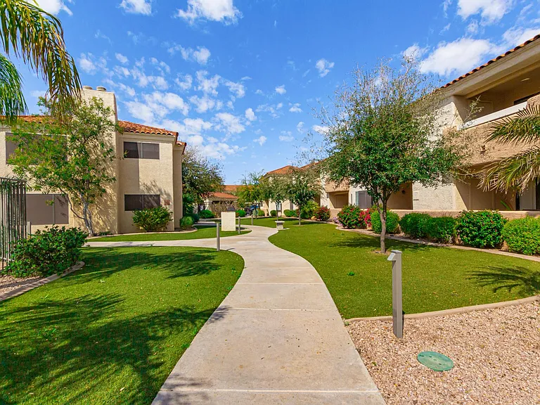 9990 N Scottsdale Rd #2037 — Photo 19
