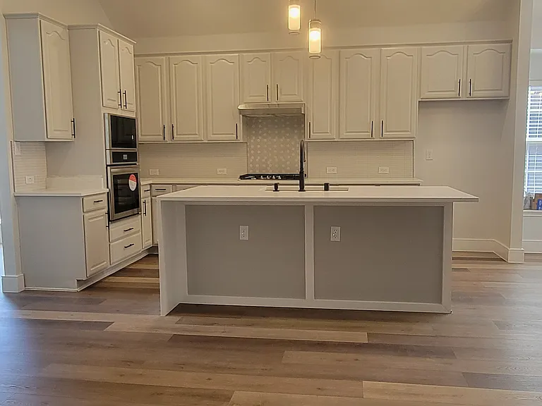 5709 Maidstone Dr — Photo 6