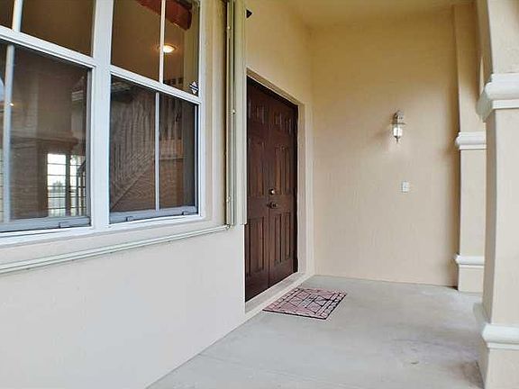 5th image of 1641 Winterberry Ln