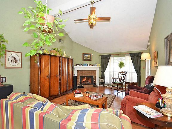 5th image of 19414 Indian Grass Dr