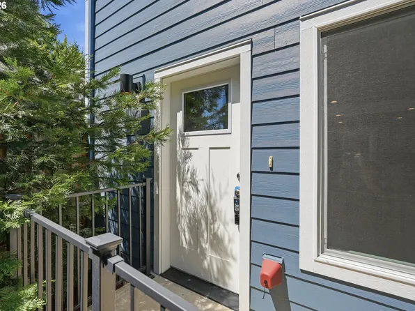 3769 SE 43rd Ave, Portland, OR 97206