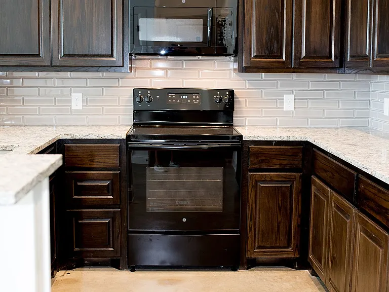 131 E Fate Main Pl #301 — Photo 1
