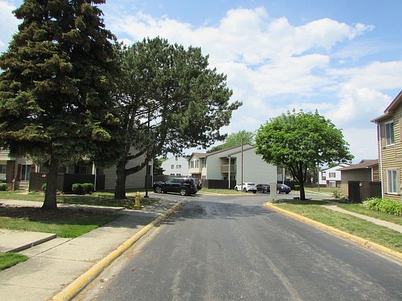 4th image of 8C Fernwood Dr