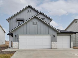 7050 S Old Farm Ave, Meridian, ID 83642
